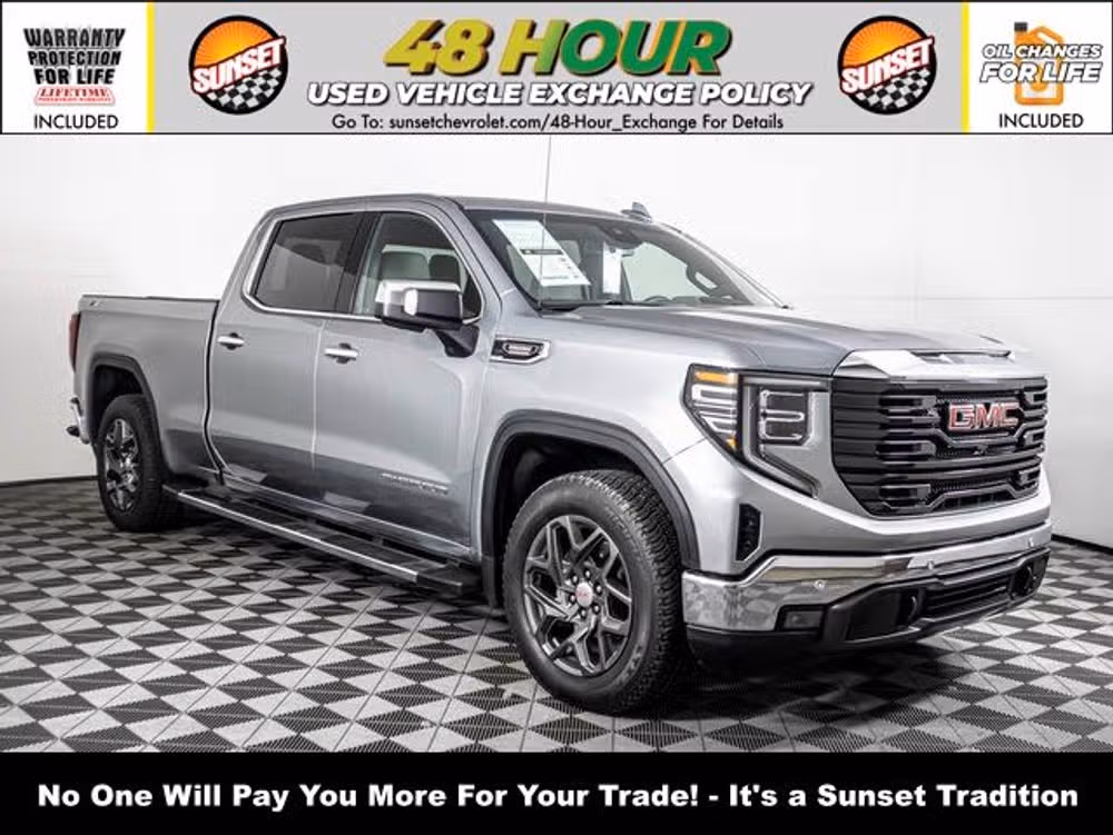 2018 GMC Sierra 4WD Crew Cab Short Box SLT's photo