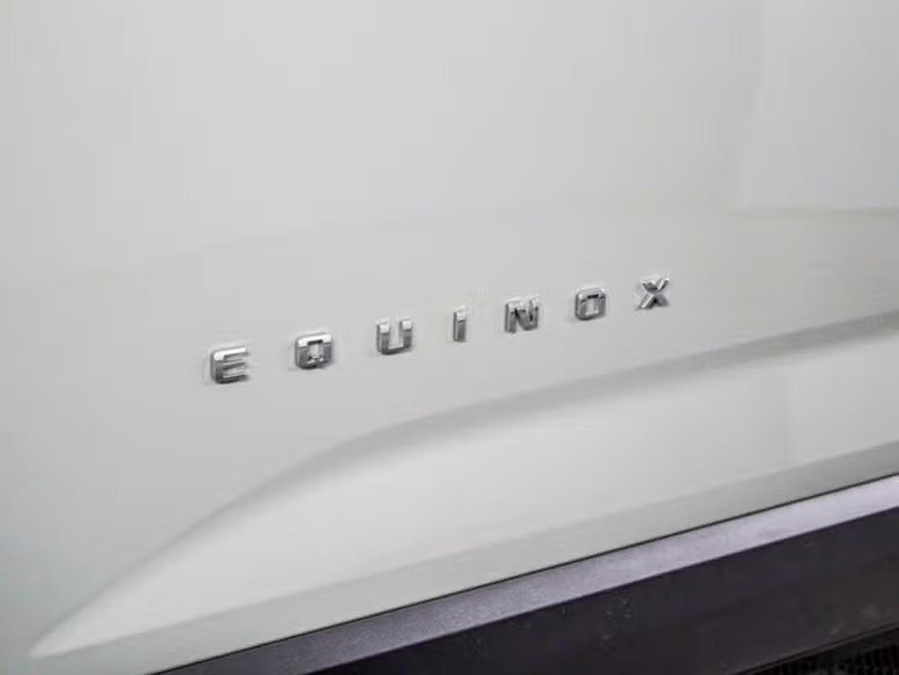 2026 Chevrolet Equinox LT Image 12
