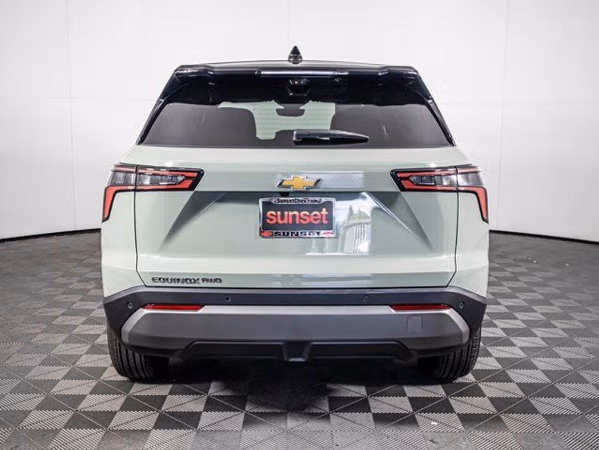 2026 Chevrolet Equinox LT Image 7
