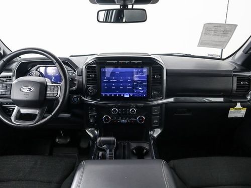 2022 Ford F-150 XLT SuperCrew Lower Image 3