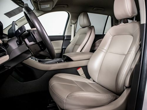 2021 Lincoln Aviator Standard Lower Image 2