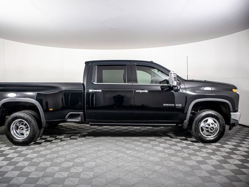 2021 Chevrolet Silverado 3500HD LTZ Crew Cab Upper Image 2