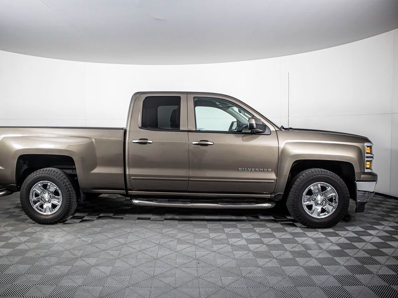 2015 Chevrolet Silverado 1500 LT Double Cab Upper Image 2