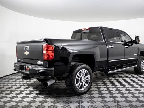 2016 Chevrolet Silverado 2500HD High Country Crew Cab Lower Image 1