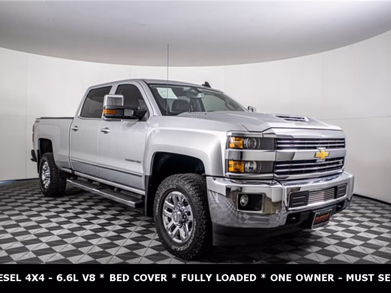 2018 Chevrolet Silverado 2500HD LTZ Crew Cab Upper Image 1