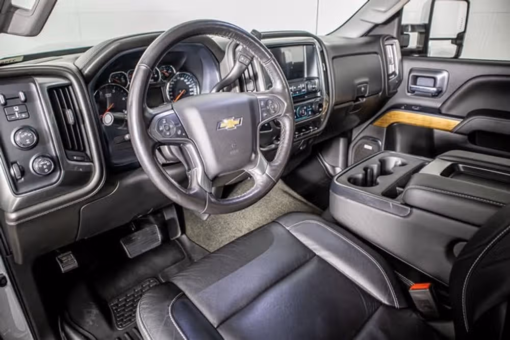 2018 Chevrolet Silverado 2500HD LTZ Crew Cab Image 22