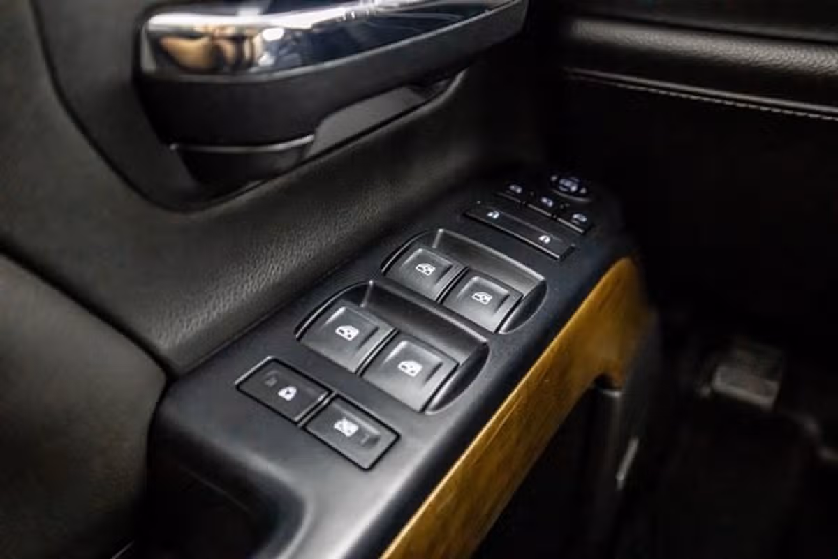 2018 Chevrolet Silverado 2500HD LTZ Crew Cab Image 26