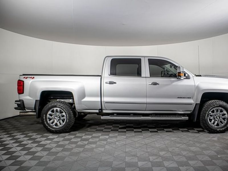 2018 Chevrolet Silverado 2500HD LTZ Crew Cab Upper Image 2