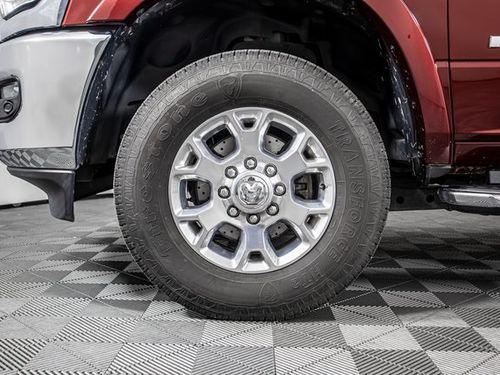 2019 Ram 2500 Laramie Crew Cab Lower Image 3