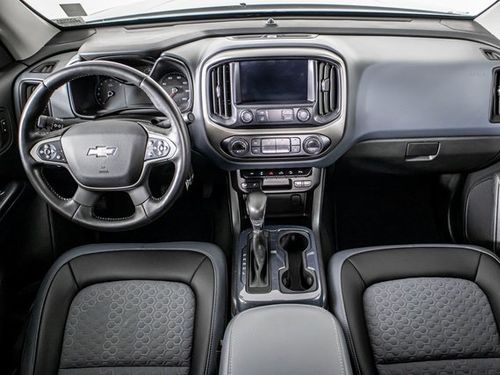 2022 Chevrolet Colorado Z71 Crew Cab Lower Image 3