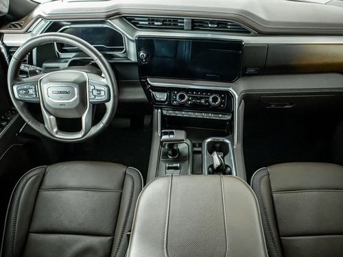 2023 GMC Sierra 1500 Denali Crew Cab Lower Image 3