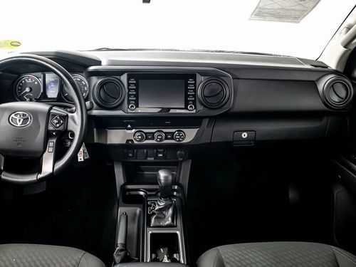 2021 Toyota Tacoma SR Access Cab Lower Image 3