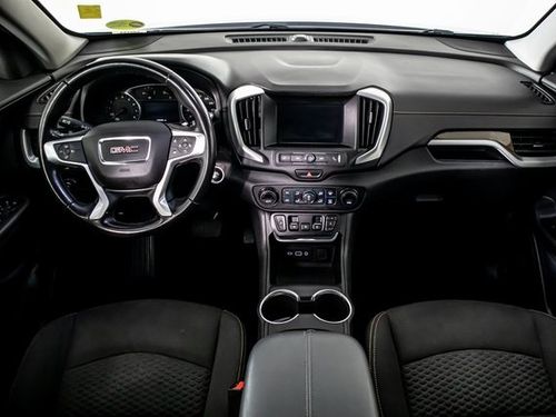 2019 GMC Terrain SLE Lower Image 3