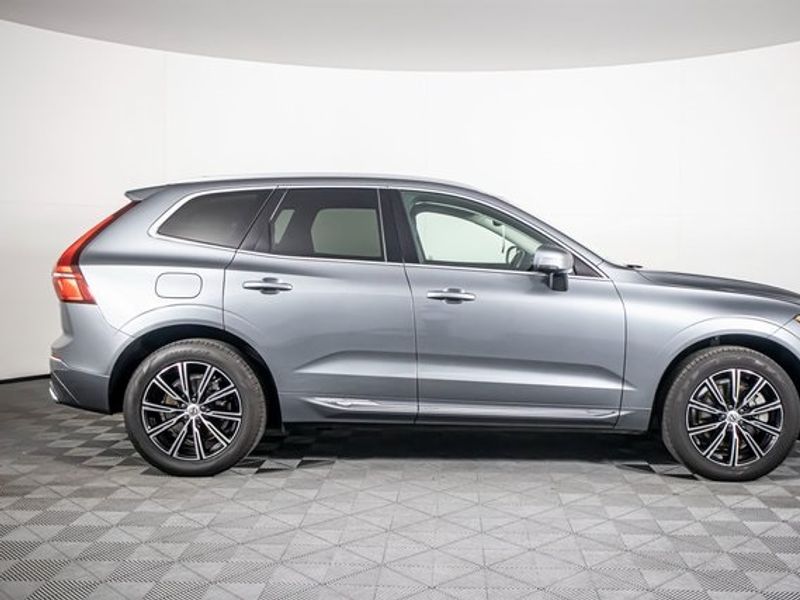 2020 Volvo XC60 T6 Inscription Upper Image 2