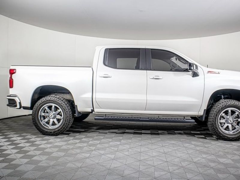 2022 Chevrolet Silverado 1500 Limited RST Crew Cab Upper Image 2