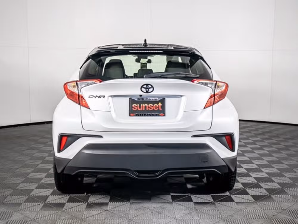 2022 Toyota C-HR Nightshade Crossover Image 7