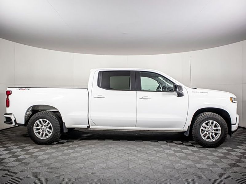 2021 Chevrolet Silverado 1500 RST Crew Cab Upper Image 2