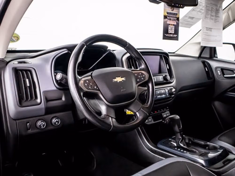 2019 Chevrolet Colorado Z71 Crew Cab Image 6