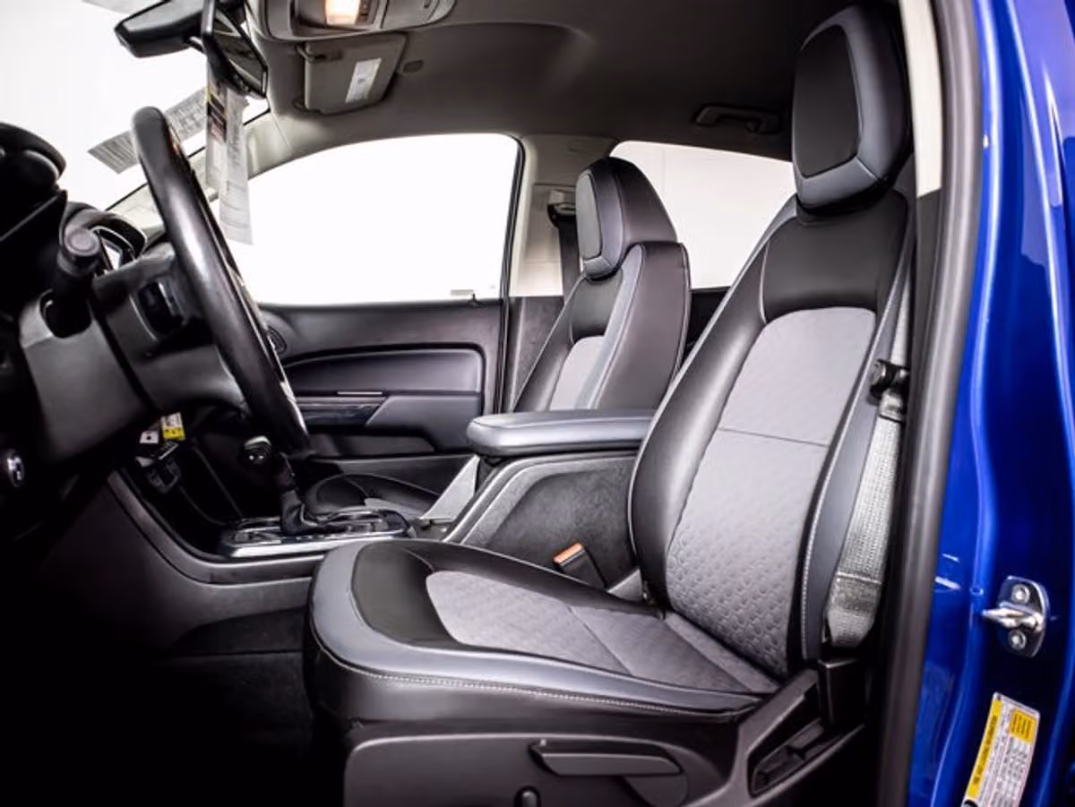 2019 Chevrolet Colorado Z71 Crew Cab Image 7