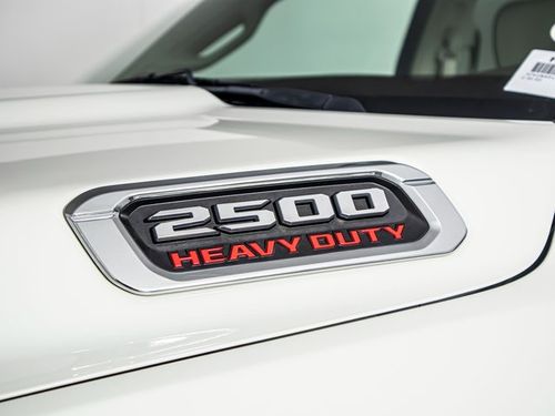 2020 Ram 2500 Laramie Crew Cab Lower Image 2