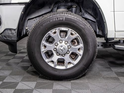 2020 Ram 2500 Laramie Crew Cab Lower Image 1