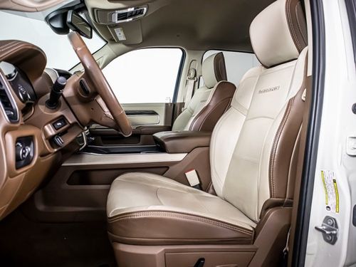 2020 Ram 2500 Laramie Crew Cab Lower Image 2