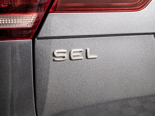 2024 Volkswagen Tiguan SEL R-Line 4Motion Lower Image 2