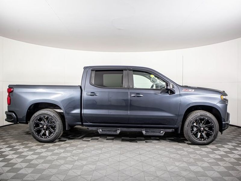 2021 Chevrolet Silverado 1500 RST Crew Cab Upper Image 2