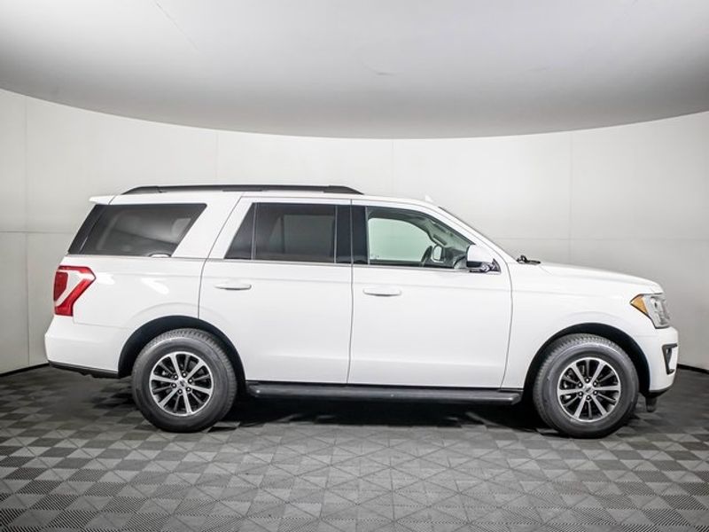 2021 Ford Expedition XLT Upper Image 2