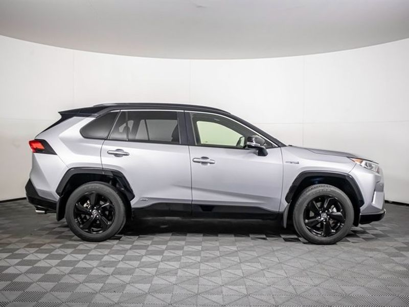 2020 Toyota RAV4 Hybrid XSE Upper Image 2