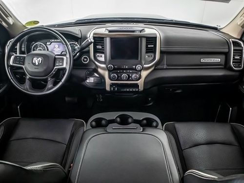 2022 Ram 3500 Laramie Crew Cab Lower Image 3