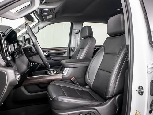 2024 GMC Sierra 3500HD SLT Crew Cab Lower Image 2