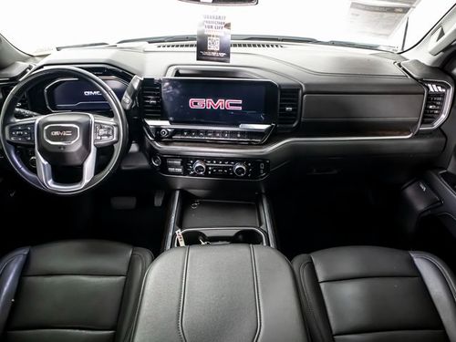 2024 GMC Sierra 3500HD SLT Crew Cab Lower Image 3