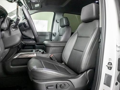 2022 Chevrolet Silverado 2500HD LTZ Crew Cab Lower Image 2