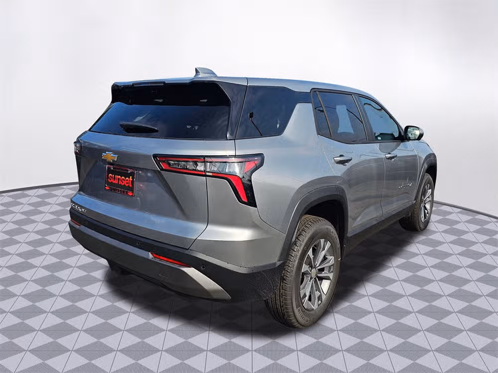 2026 Chevrolet Equinox LT Image 8