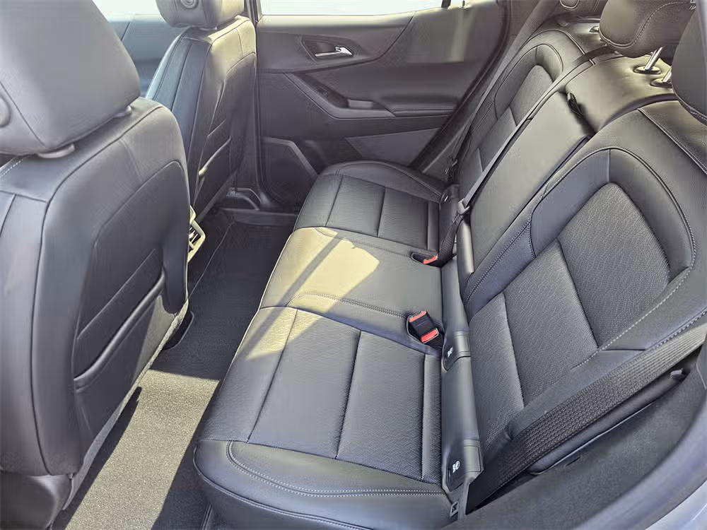 2026 Chevrolet Equinox LT Image 18