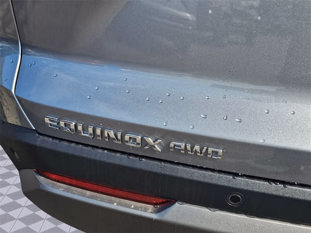 2026 Chevrolet Equinox LT Image 13