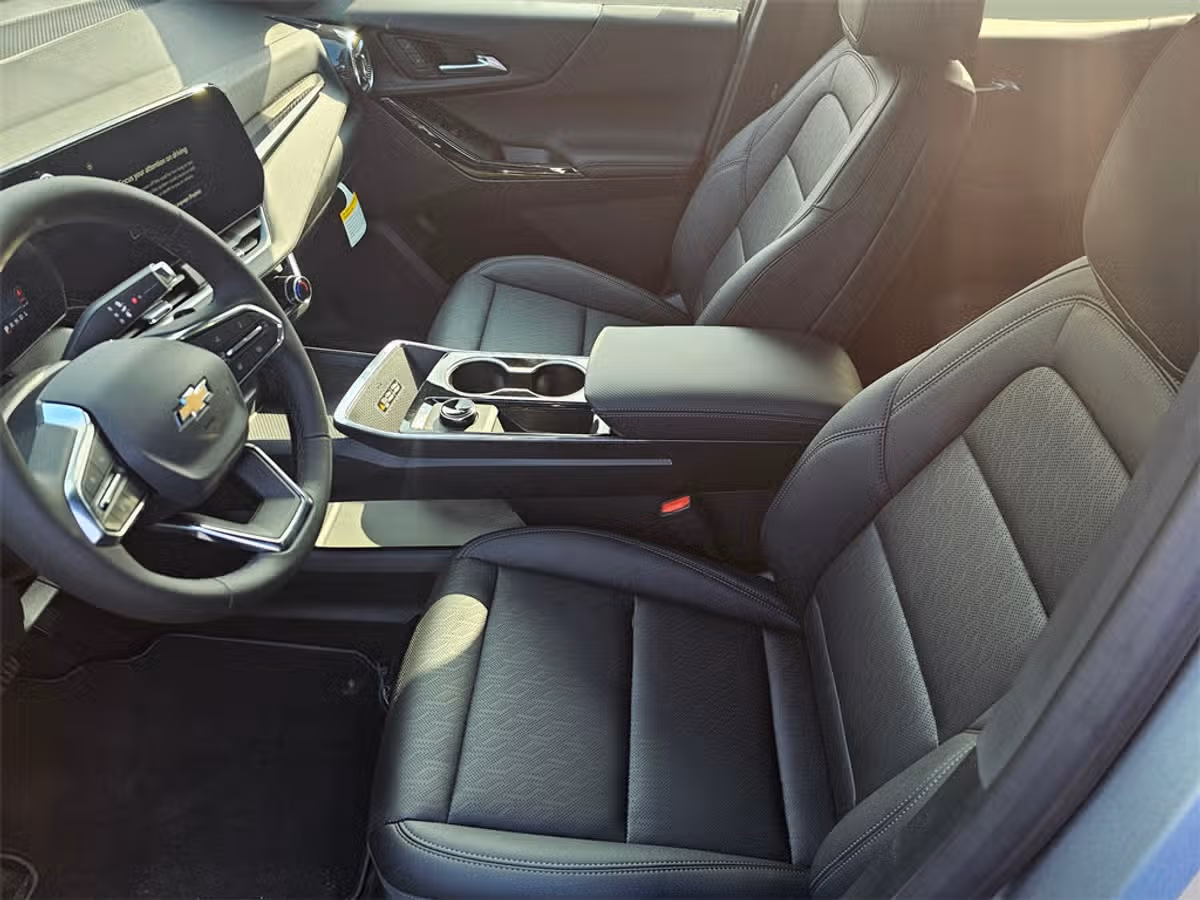 2026 Chevrolet Equinox LT Image 22