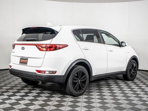 2017 Kia Sportage LX Lower Image 1