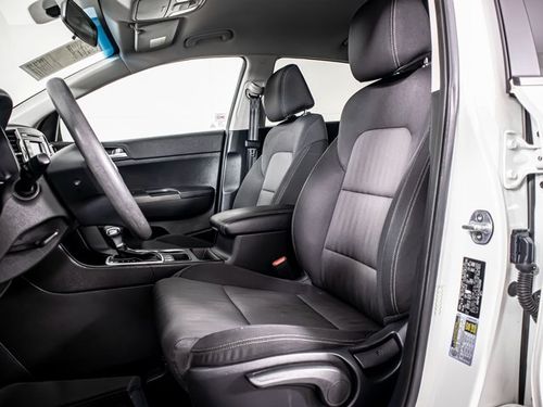 2017 Kia Sportage LX Lower Image 2