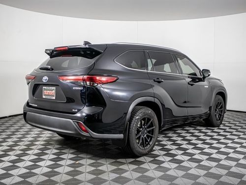2021 Toyota Highlander Hybrid XLE Lower Image 1