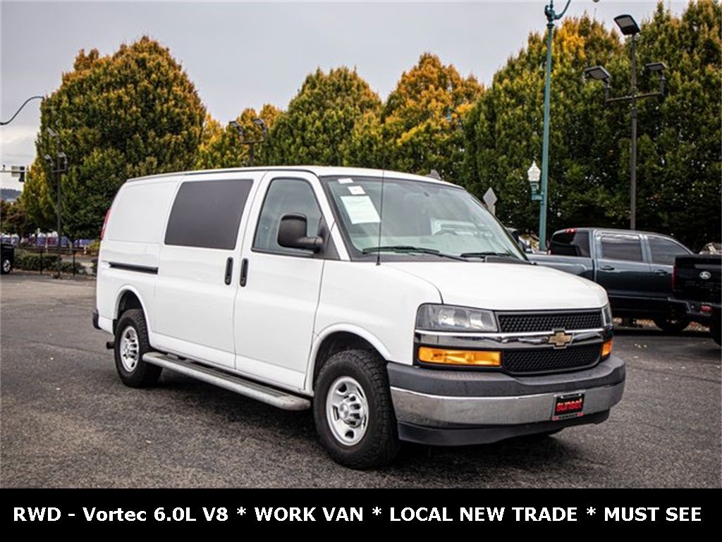 2019 Chevrolet Express Cargo Work Van's photo