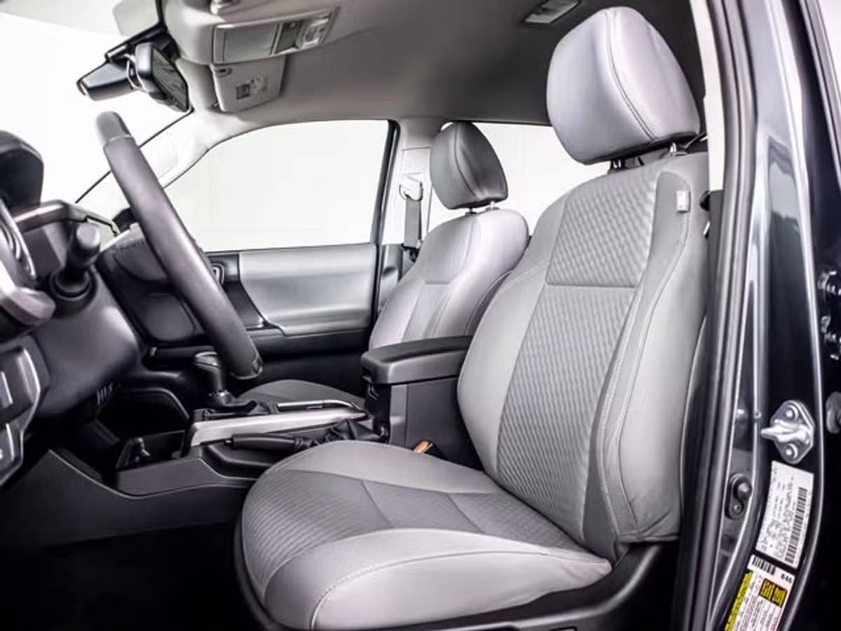 2022 Toyota Tacoma SR5 V6 Double Cab Image 4