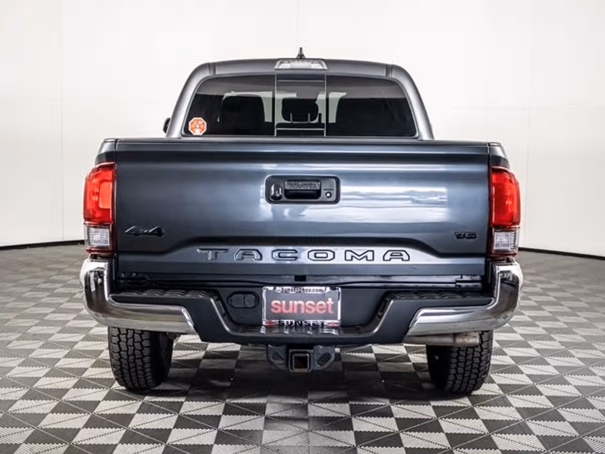 2022 Toyota Tacoma SR5 V6 Double Cab Image 7