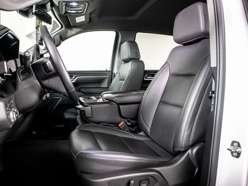 2025 GMC Sierra 1500 SLT Crew Cab Lower Image 2