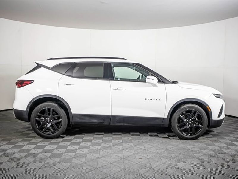 2019 Chevrolet Blazer LT Upper Image 2