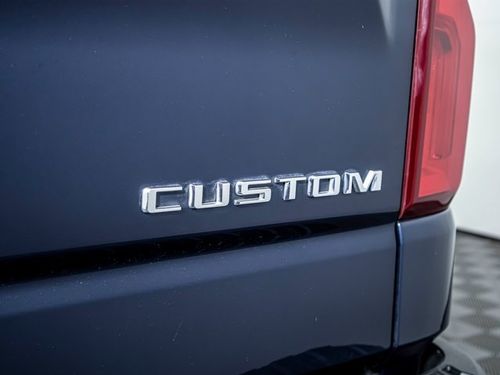 2019 Chevrolet Silverado 1500 Custom Trail Boss Double Cab Lower Image 2