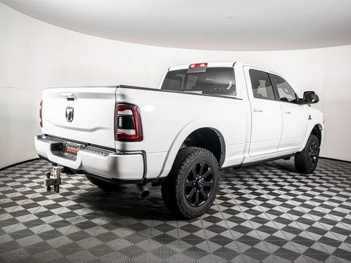 2022 Ram 3500 Laramie Crew Cab Lower Image 1