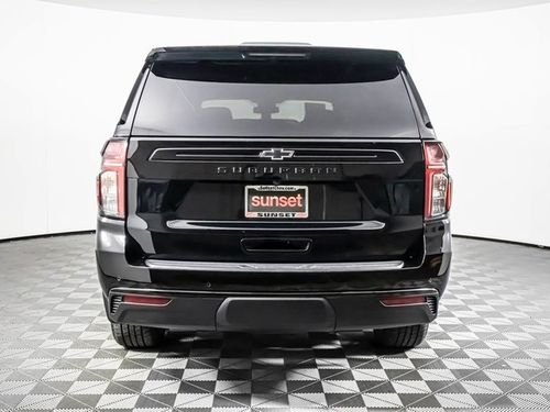 2024 Chevrolet Suburban RST Lower Image 2