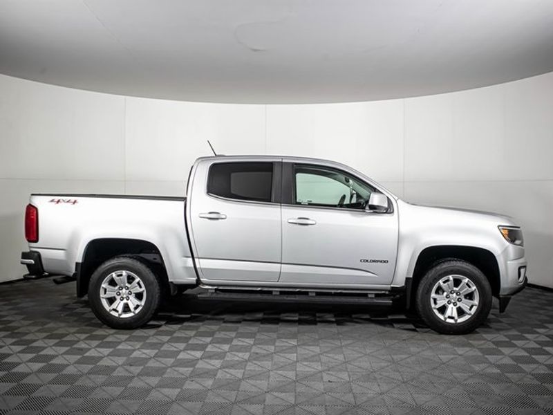 2019 Chevrolet Colorado LT Crew Cab Upper Image 2